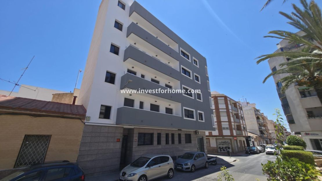 Försäljning - Lägenhet - Torrevieja - Centro