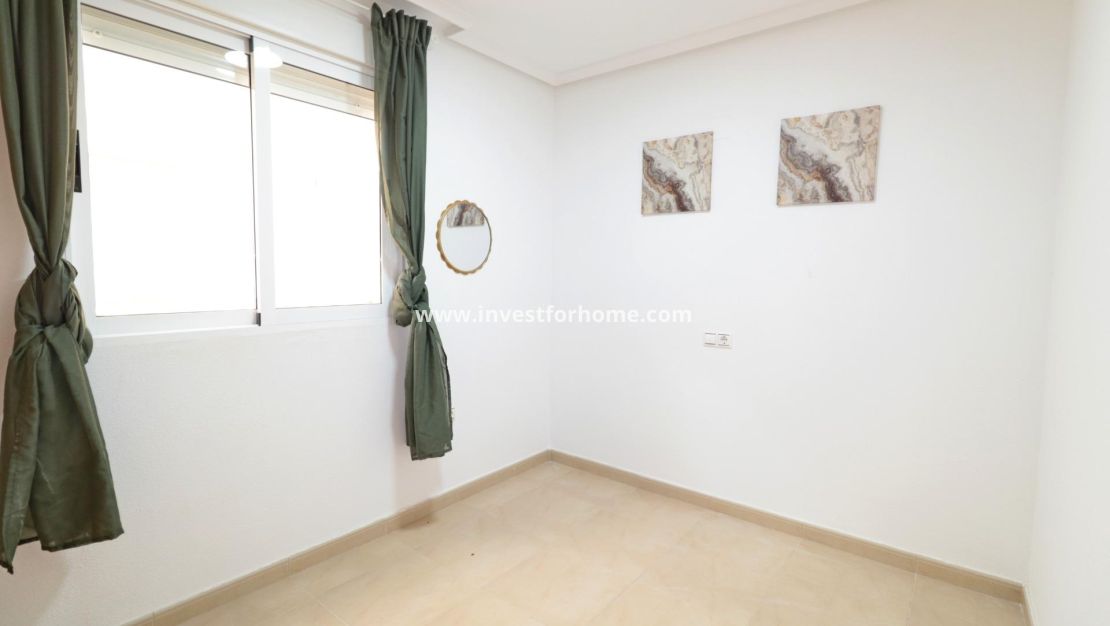 Försäljning - Lägenhet - Torrevieja - Centro