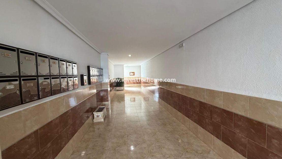 Försäljning - Lägenhet - Torrevieja - Centro