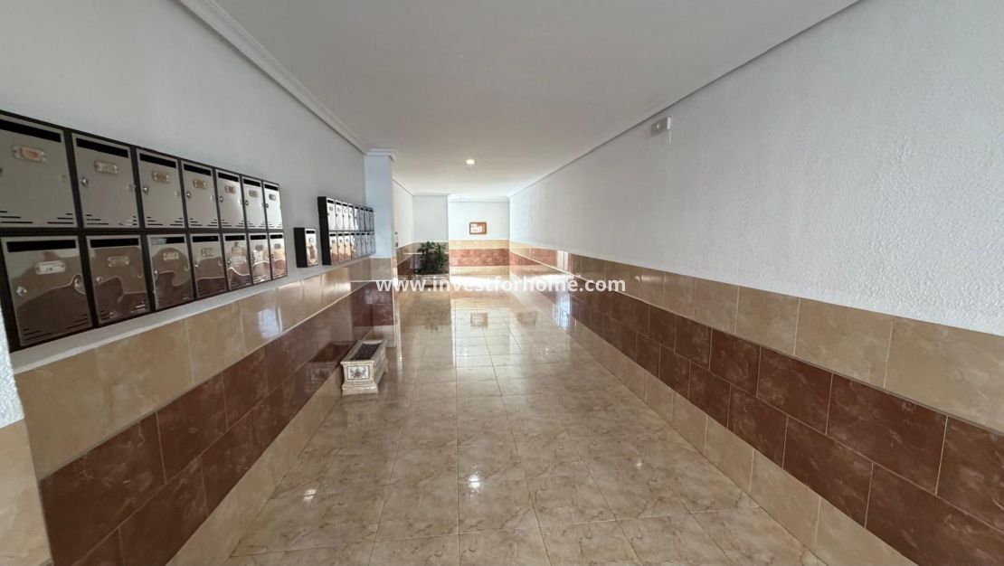 Försäljning - Lägenhet - Torrevieja - Centro