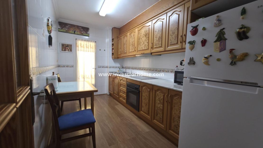 Försäljning - Lägenhet - Torrevieja - Centro