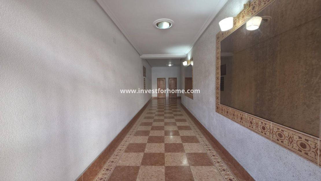 Försäljning - Lägenhet - Torrevieja - Centro