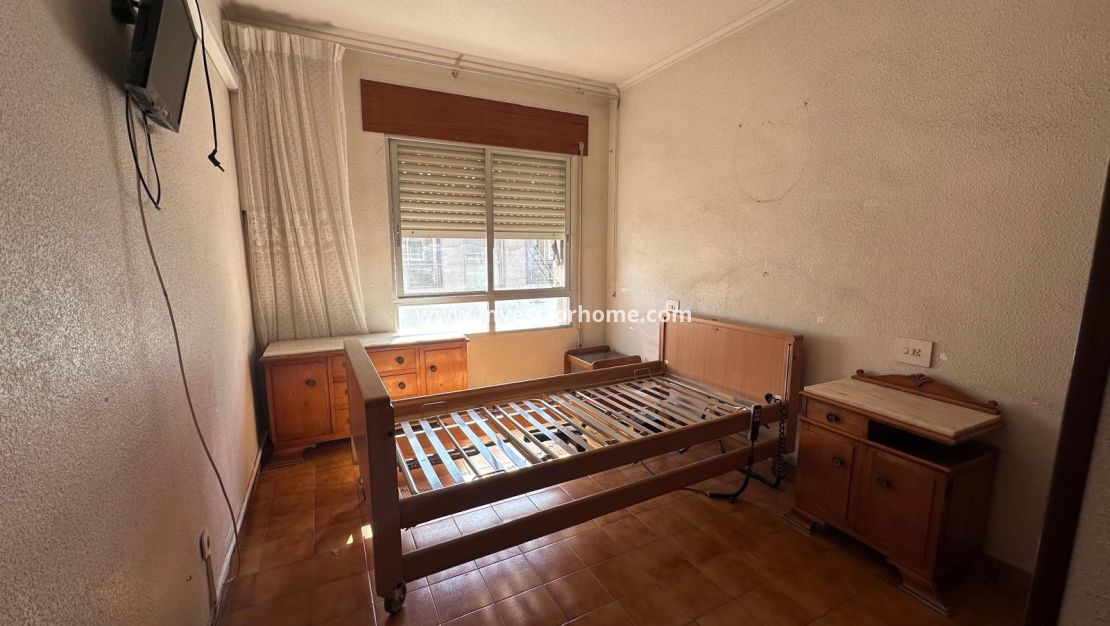Försäljning - Lägenhet - Torrevieja - Centro