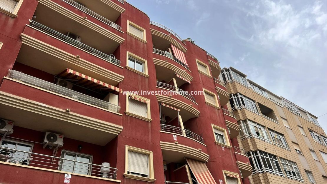 Försäljning - Lägenhet - Torrevieja - Centro