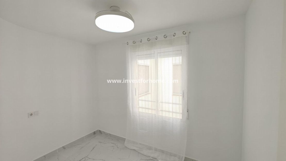 Försäljning - Lägenhet - Torrevieja - Centro