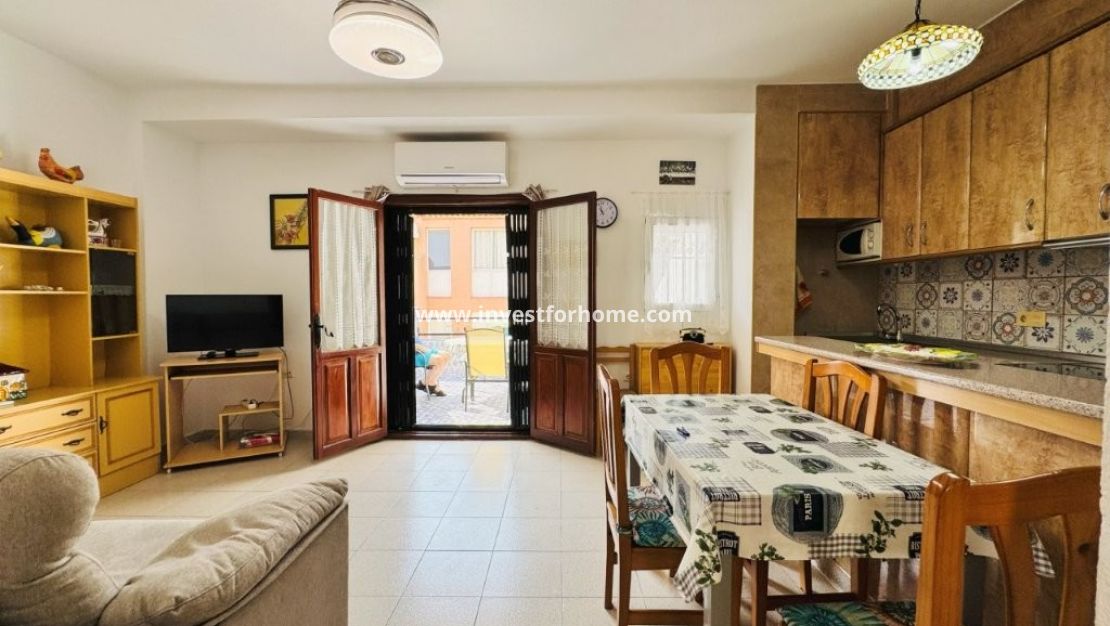 Försäljning - Lägenhet - Torrevieja - Costa Blanca