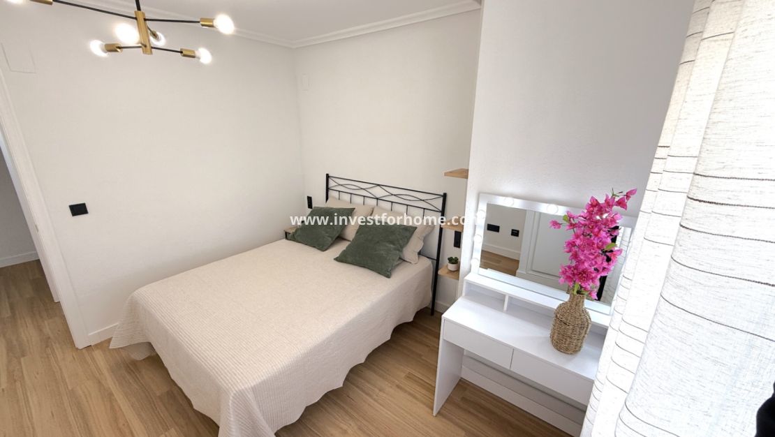 Försäljning - Lägenhet - Torrevieja - Costa Blanca