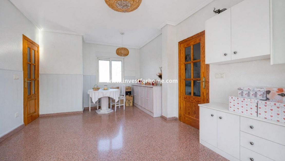 Försäljning - Lägenhet - Torrevieja - Costa Blanca