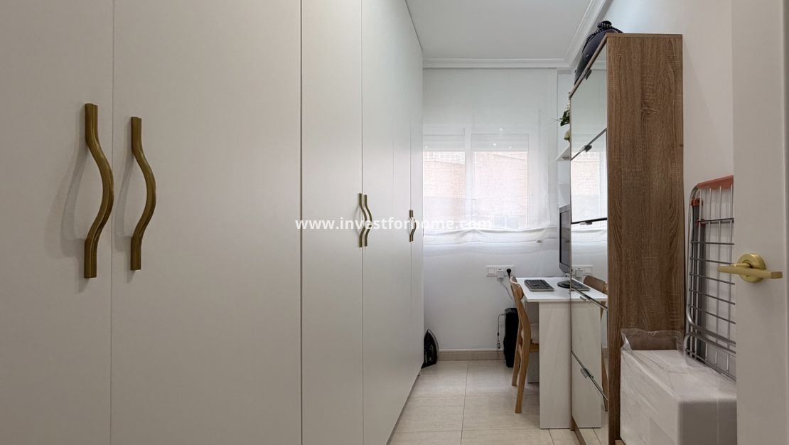 Försäljning - Lägenhet - Torrevieja - Costa Blanca