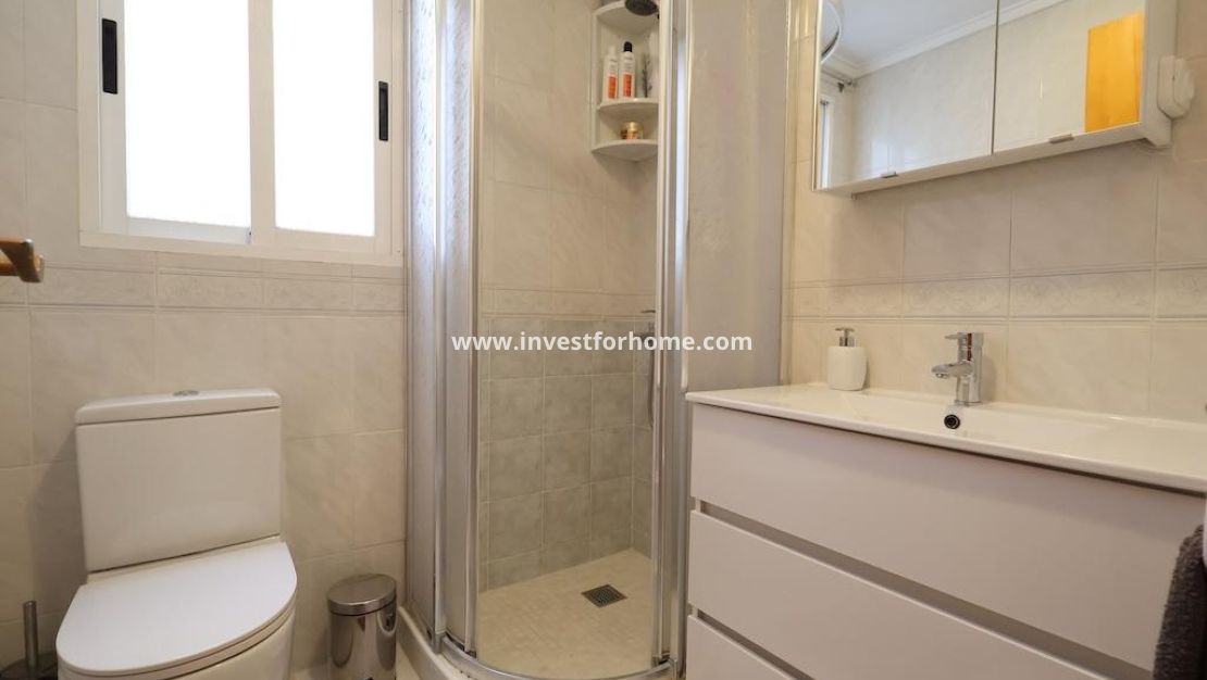 Försäljning - Lägenhet - Torrevieja - Costa Blanca