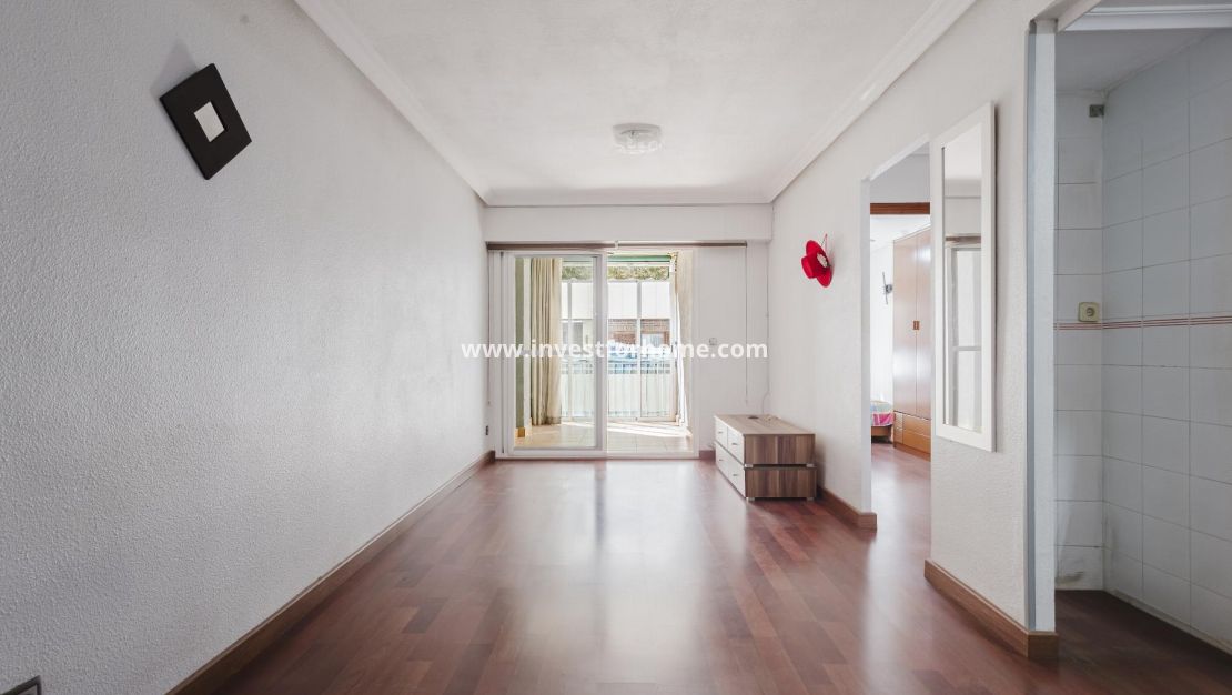 Försäljning - Lägenhet - Torrevieja - Costa Blanca