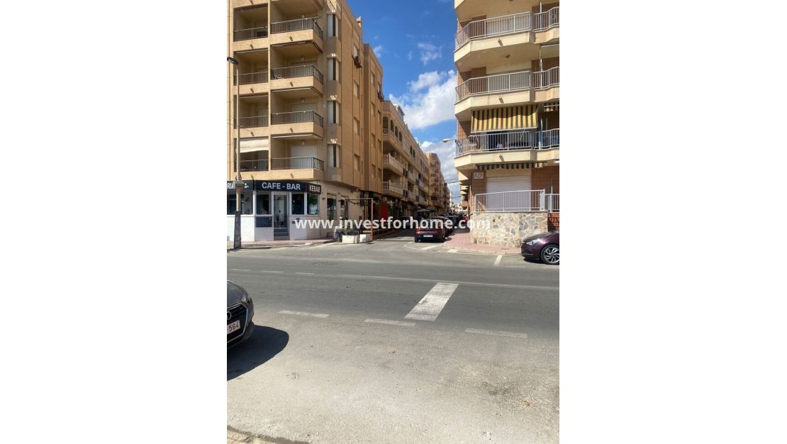 Försäljning - Lägenhet - Torrevieja - Costa Blanca