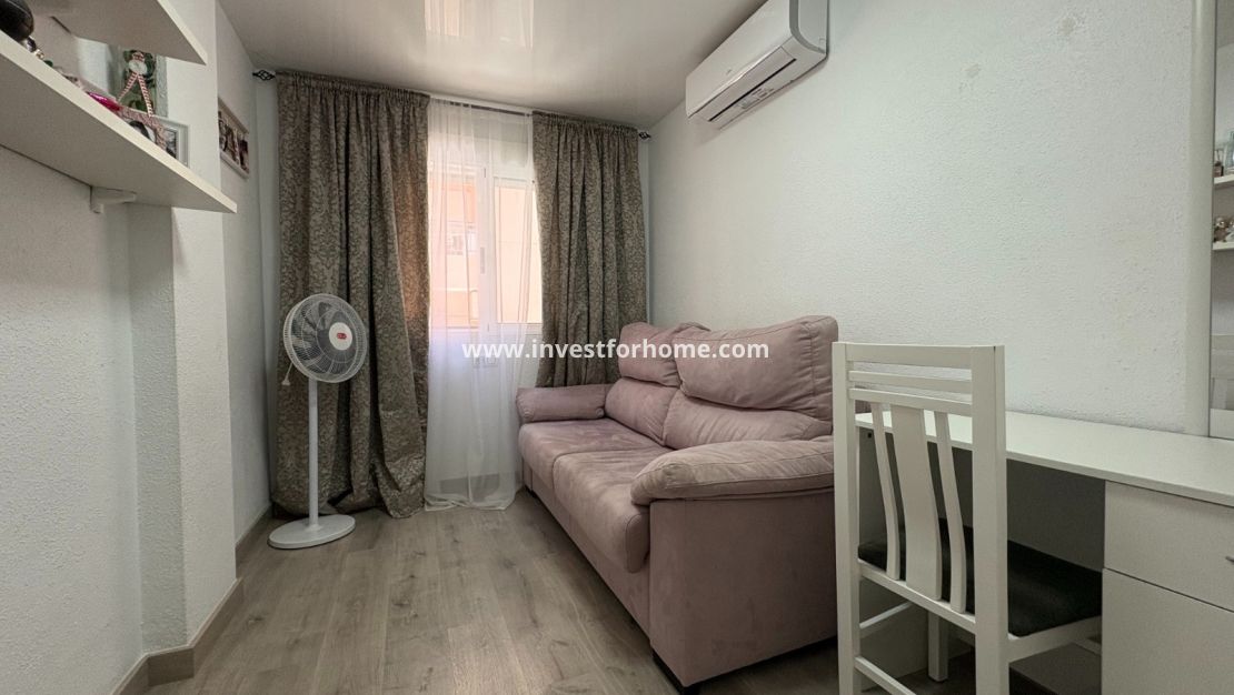 Försäljning - Lägenhet - Torrevieja - Costa Blanca