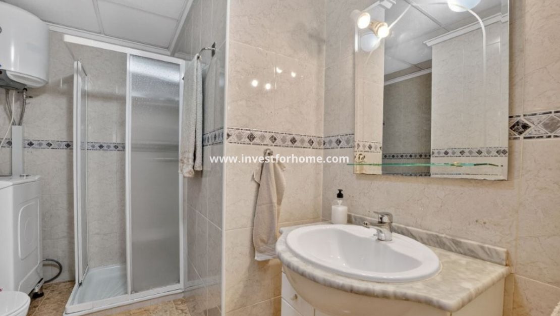 Försäljning - Lägenhet - Torrevieja - Costa Blanca