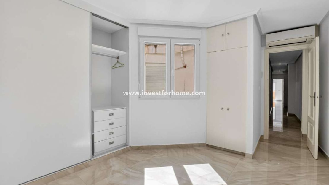 Försäljning - Lägenhet - Torrevieja - Costa Blanca