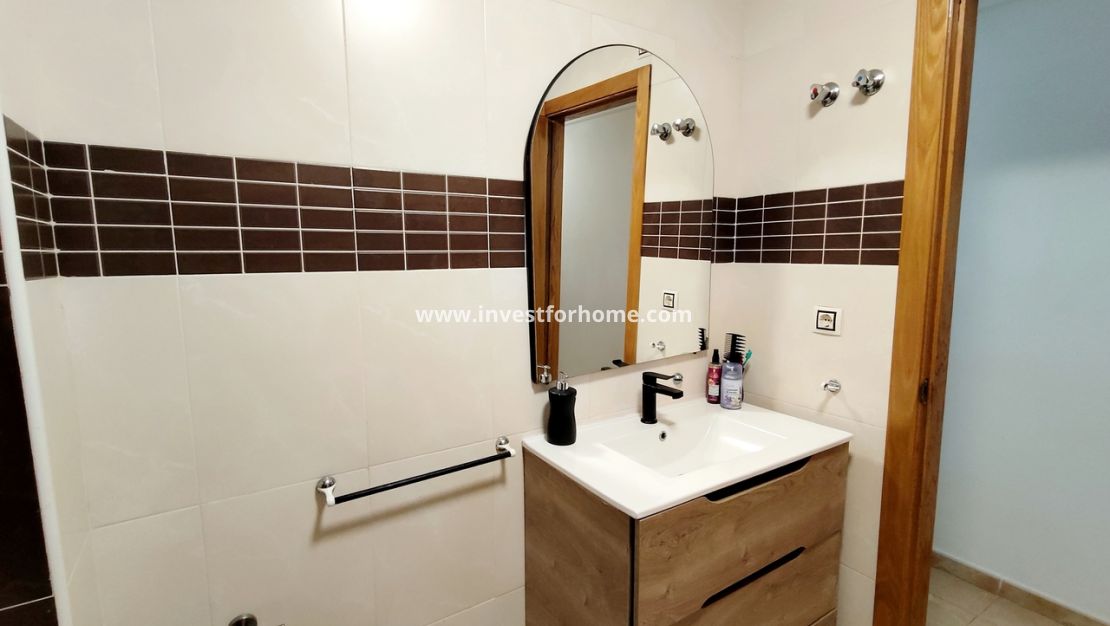Försäljning - Lägenhet - Torrevieja - Costa Blanca