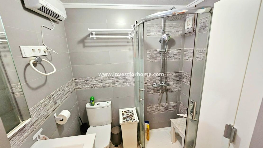 Försäljning - Lägenhet - Torrevieja - El Acequión - Los Náufragos