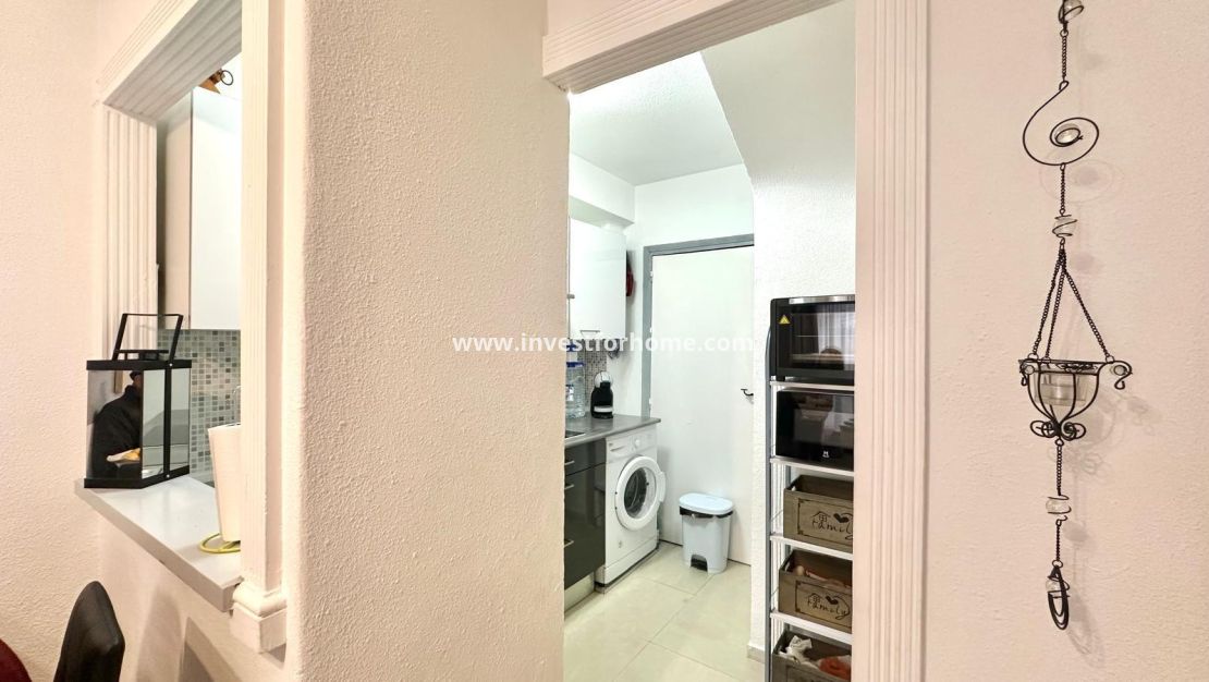 Försäljning - Lägenhet - Torrevieja - Estacion De Autobuses