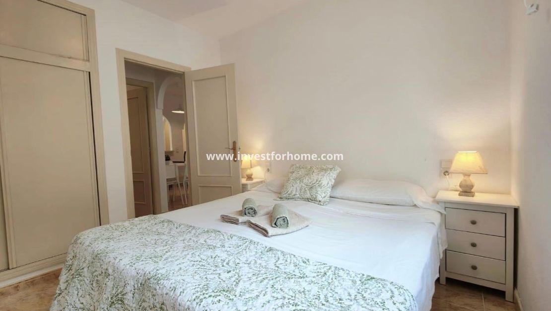 Försäljning - Lägenhet - Torrevieja - Estacion De Autobuses