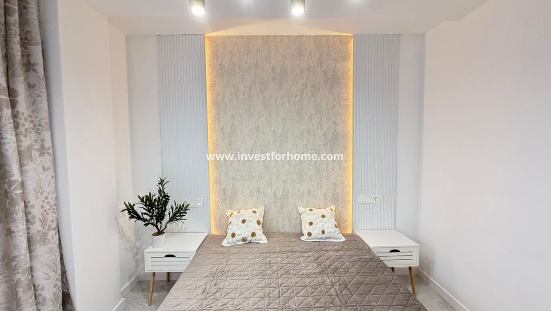 Försäljning - Lägenhet - Torrevieja - Estacion De Autobuses