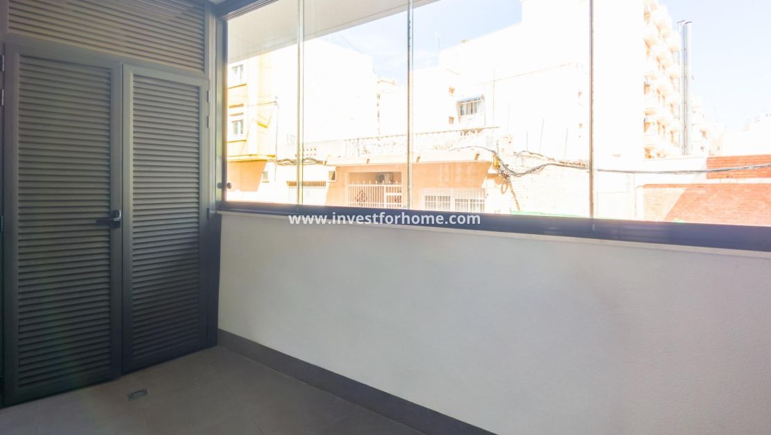 Försäljning - Lägenhet - Torrevieja - Estacion De Autobuses