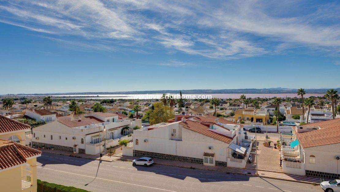 Försäljning - Lägenhet - Torrevieja - La Siesta - El Salado - Torreta