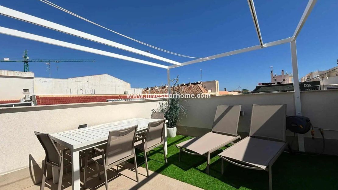 Försäljning - Lägenhet - Torrevieja - Las Piscinas Naturales