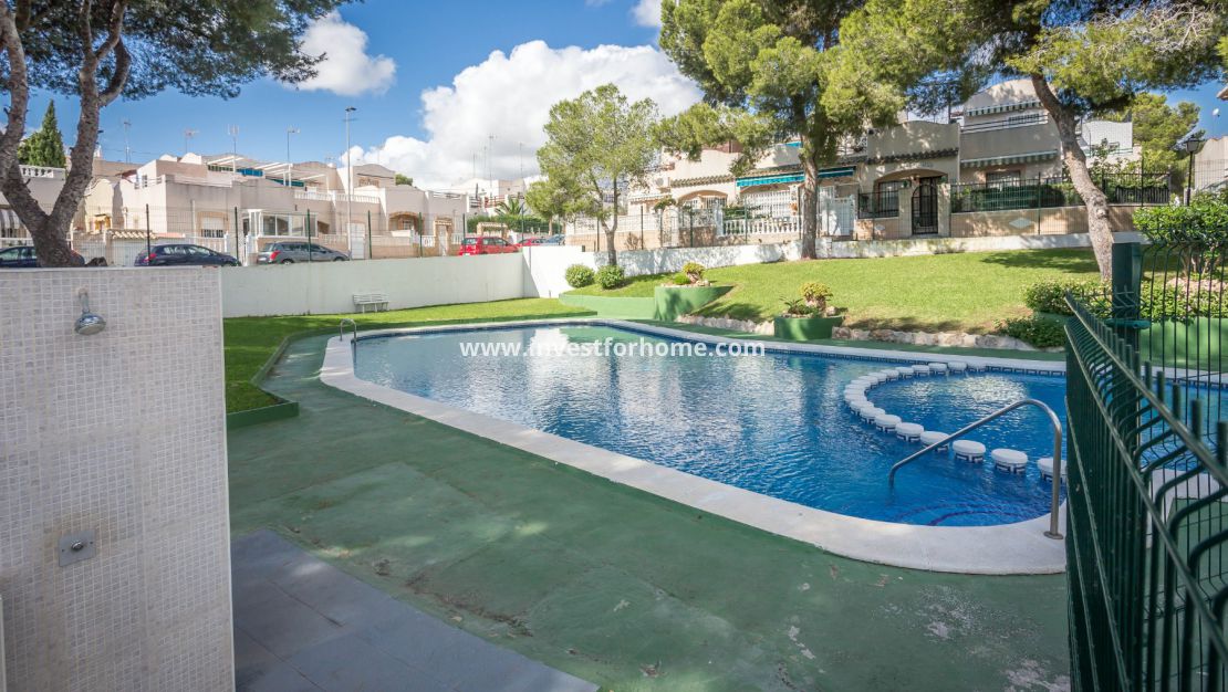 Försäljning - Lägenhet - Torrevieja - Los Balcones