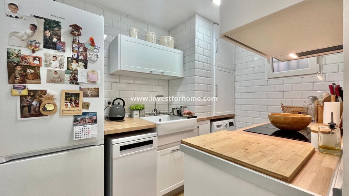 Försäljning - Lägenhet - Torrevieja - Playa de los Locos