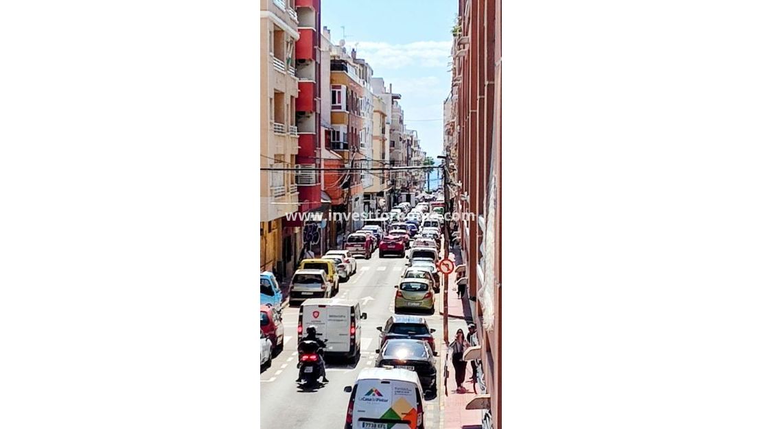 Försäljning - Lägenhet - Torrevieja - Playa de los Locos