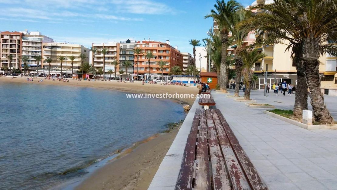 Försäljning - Lägenhet - Torrevieja - Playa de los Locos