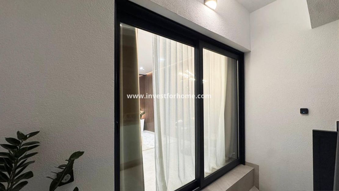 Försäljning - Lägenhet - Torrevieja - Playa de los Locos