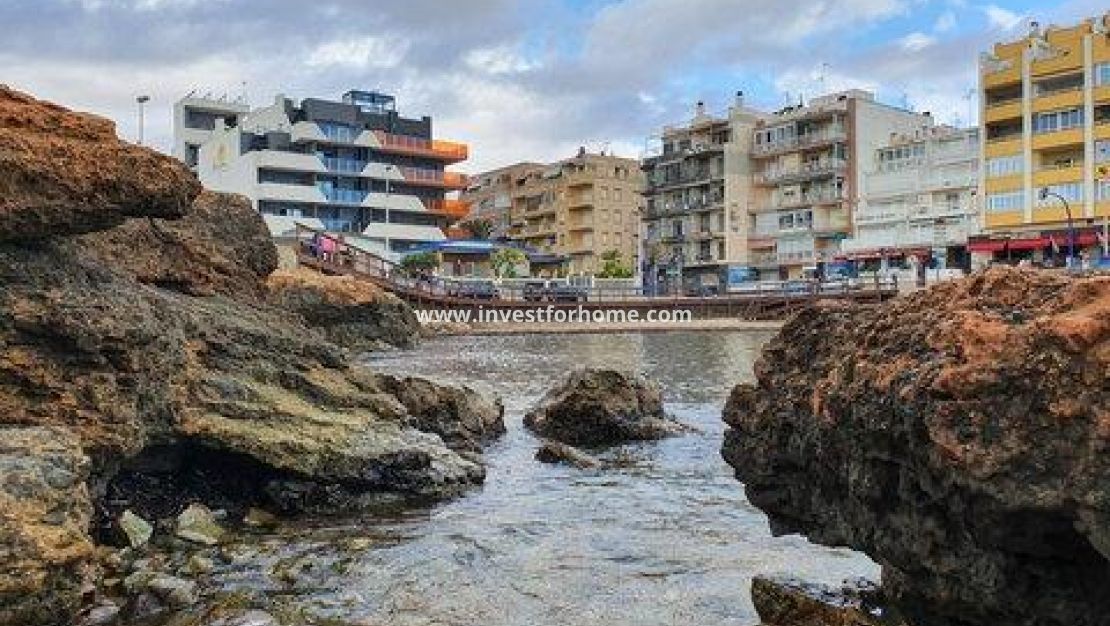 Försäljning - Lägenhet - Torrevieja - Playa de los Locos