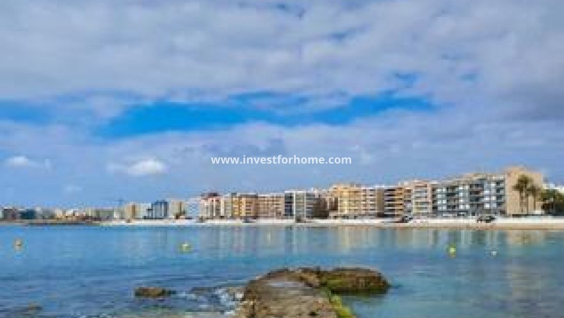 Försäljning - Lägenhet - Torrevieja - Playa de los Locos