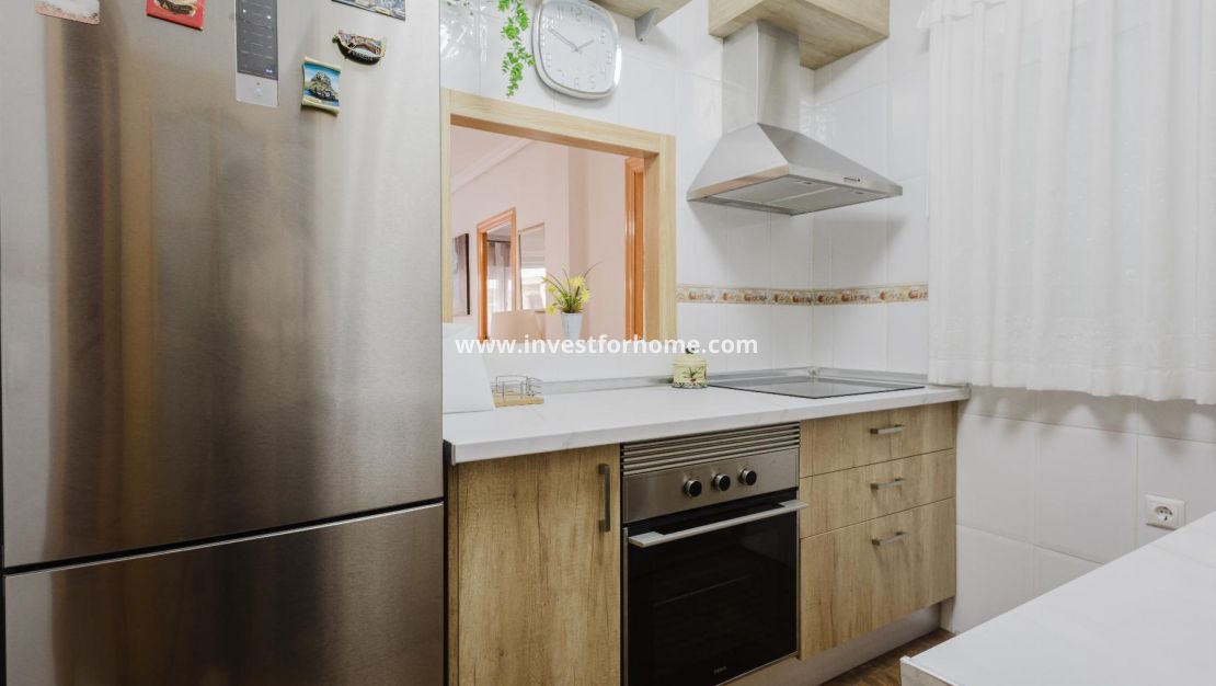 Försäljning - Lägenhet - Torrevieja - Playa del Acequión