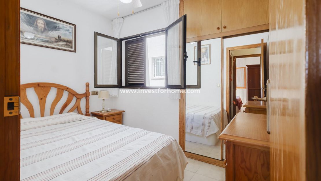 Försäljning - Lägenhet - Torrevieja - Playa del Acequión
