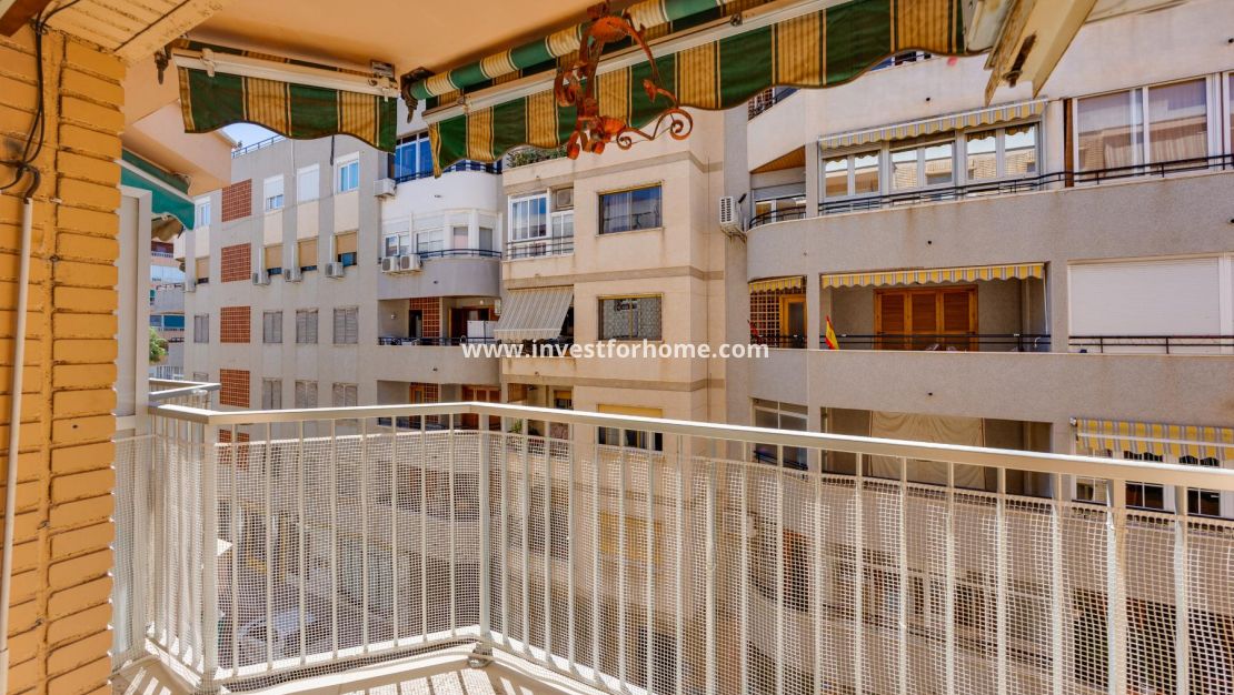 Försäljning - Lägenhet - Torrevieja - Playa del Acequión