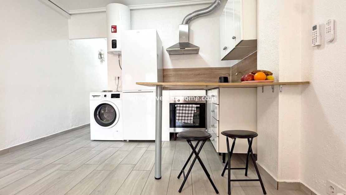 Försäljning - Lägenhet - Torrevieja - Playa del Cura