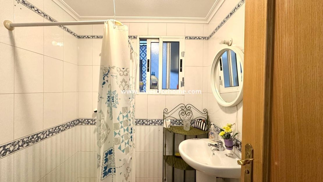 Försäljning - Lägenhet - Torrevieja - Playa del Cura