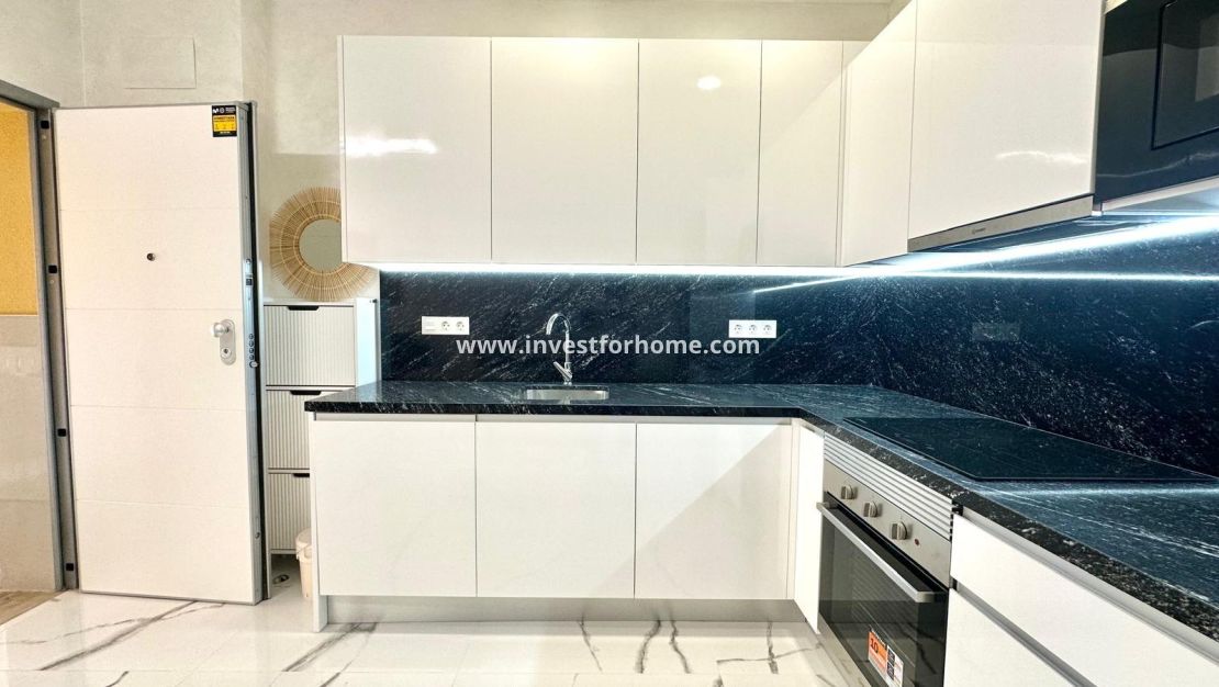 Försäljning - Lägenhet - Torrevieja - Playa del Cura