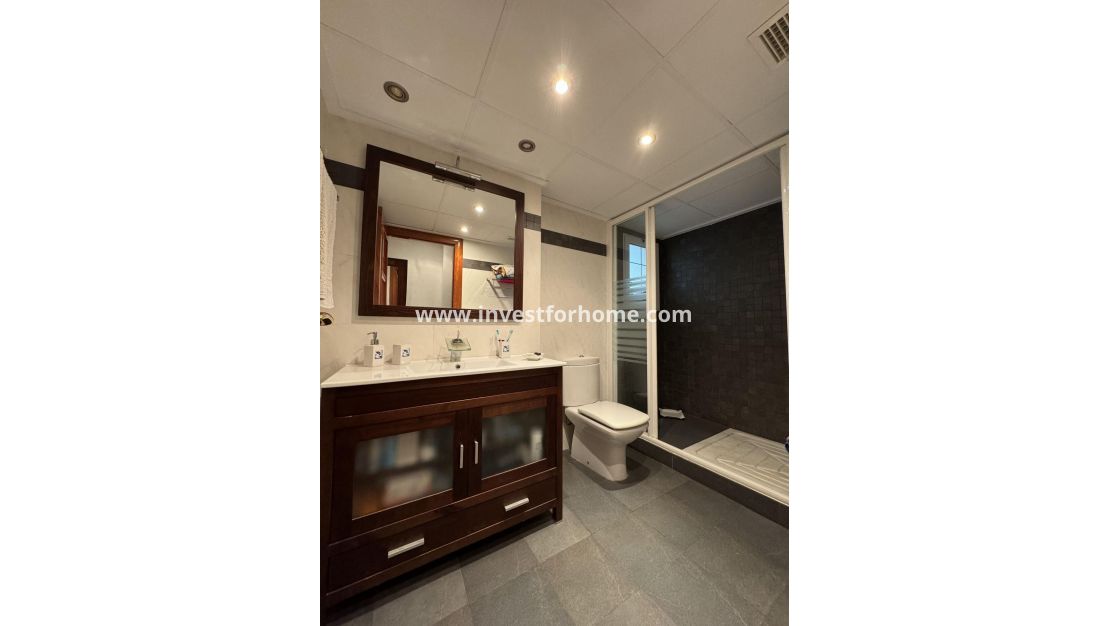 Försäljning - Lägenhet - Torrevieja - Playa del Cura