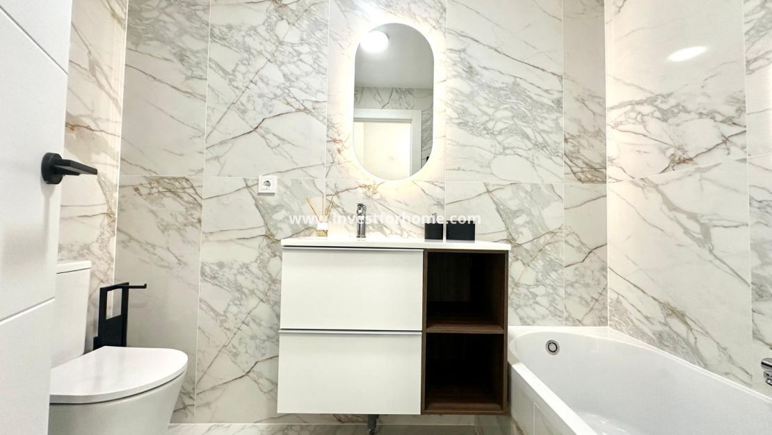 Försäljning - Lägenhet - Torrevieja - Playa del Cura