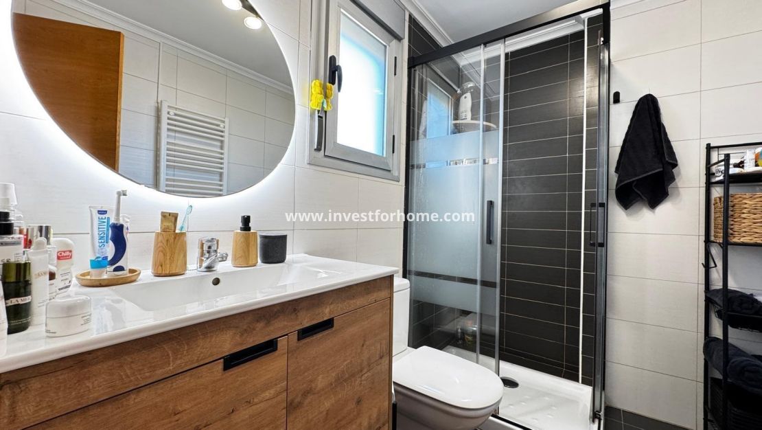 Försäljning - Lägenhet - Torrevieja - Playa del Cura