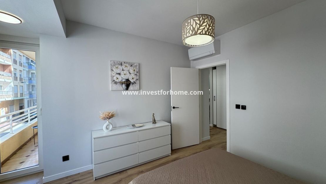 Försäljning - Lägenhet - Torrevieja - Playa del Cura
