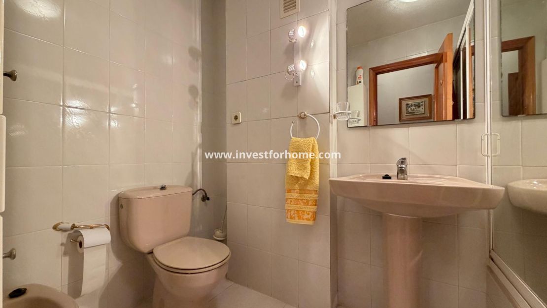Försäljning - Lägenhet - Torrevieja - Playa del Cura