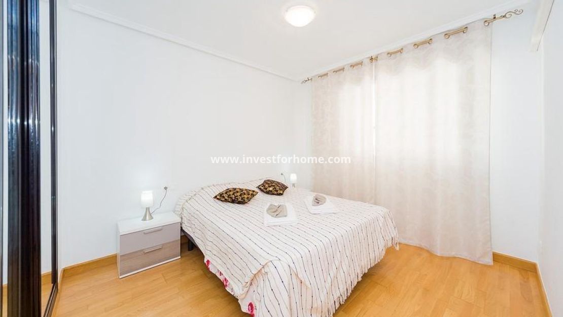 Försäljning - Lägenhet - Torrevieja - Playa del Cura