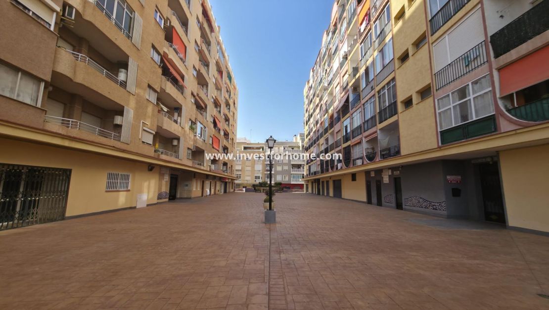 Försäljning - Lägenhet - Torrevieja - Playa del Cura