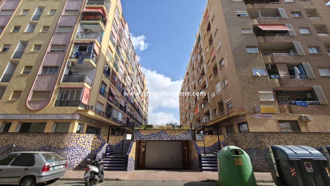 Försäljning - Lägenhet - Torrevieja - Playa del Cura