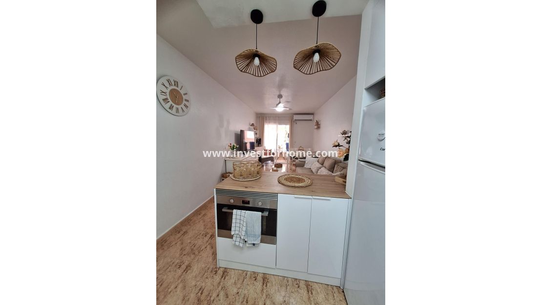 Försäljning - Lägenhet - Torrevieja - Playa del Cura