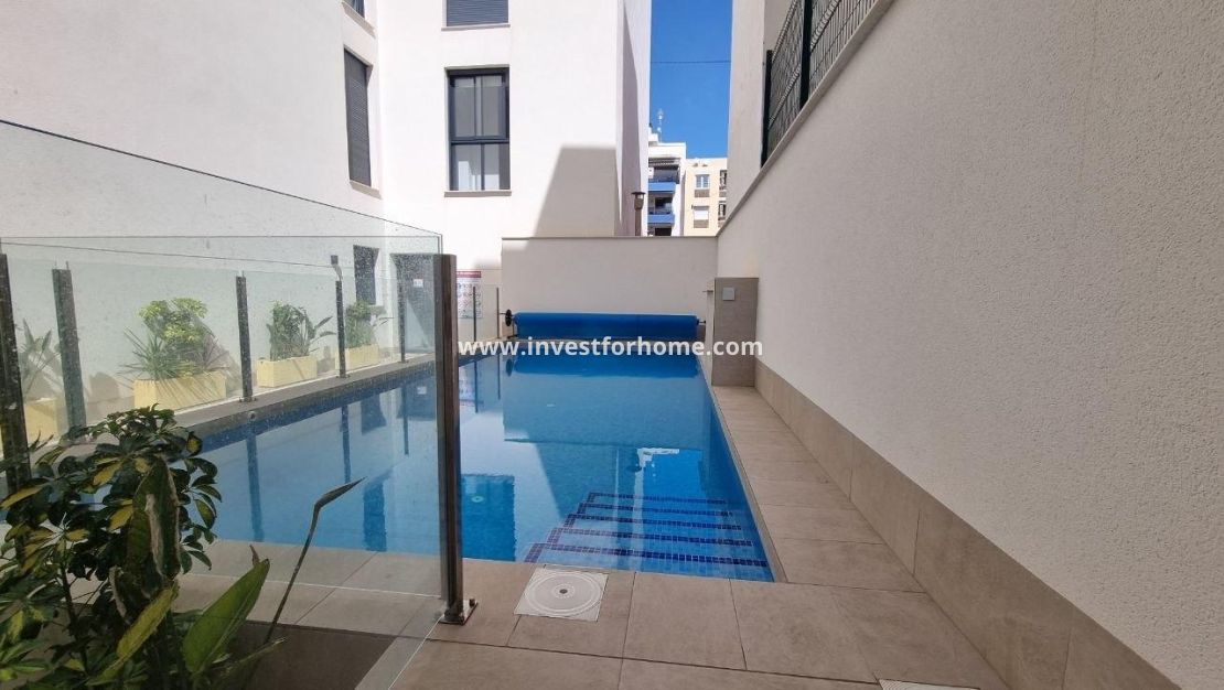 Försäljning - Lägenhet - Torrevieja - Playa del Cura